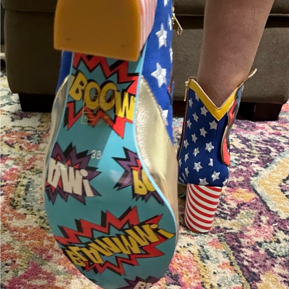 Superman Wonder Woman boots Size 39 irregular choice - Picture 5 of 11